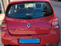 Usata Renault Twingo 75 CV (55 kW) 2010 Rosso Utilitaria
