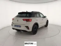 Usata VW T-Roc R-line 110 CV (80 kW) 2023 Grigio SUV
