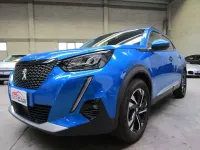 Usata Peugeot 2008 GT-line 131 CV (96 kW) 2021 Blu metallizzato SUV