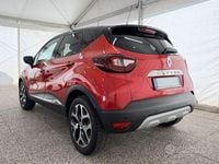 Usata Renault Captur Intens 110 CV (80 kW) 2017 Rosso SUV