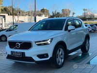 Usata Volvo XC40 Momentum 150 CV (110 kW) 2019 Bianco SUV