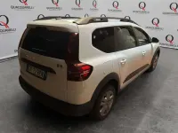 Usata Dacia Jogger Expression 101 CV (74 kW) 2023 Bianco Monovolume