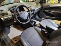 Usata Opel Astra GTC 101 CV (74 kW) 2007 Blu Coupé