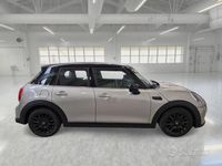 Usata Mini Cooper Classic 135 CV (99 kW) 2023 Grigio Utilitaria