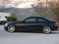 Usata BMW 330 Sport Line 231 CV (169 kW) 2007 Nero Coupé