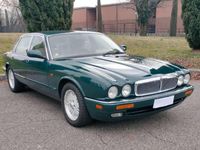 Usata Jaguar XJ Sovereign 241 CV (177 kW) 1995 Verde Berlina