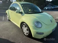 Usata VW New Beetle 90 CV (66 kW) 2001 Giallo Utilitaria