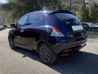 Usata Lancia Ypsilon Gold 69 CV (50 kW) 2018 Blu/azzurro Utilitaria