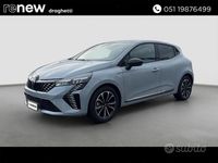 Nuova Renault Clio V Techno 100 CV (73 kW) 2025 Grigio Berlina