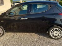 Usata Lancia Ypsilon 69 CV (50 kW) 2011 Nero Utilitaria
