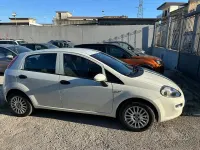 Usado Fiat Punto Lounge 69 CV (50 kW) 2016 Blanco Utilitario