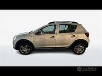 Usata Dacia Sandero Stepway 90 CV (66 kW) 2018 Grigio chiaro Berlina