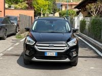 Usata Ford Kuga Titanium 120 CV (88 kW) 2017 Nero SUV