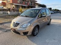 Usata Lancia Musa 90 CV (66 kW) 2010 Marrone Monovolume