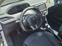Usata Peugeot 208 Access 82 CV (60 kW) 2012 Bianco Utilitaria