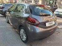 Usata Peugeot 208 75 CV (55 kW) 2018 Grigio Utilitaria