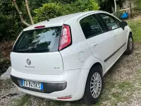 Usata Fiat Grande Punto 65 CV (47 kW) 2010 Bianco Utilitaria