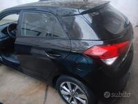 Usata Hyundai i20 78 CV (57 kW) 2016 Nero Utilitaria