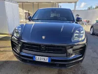 Usata Porsche Macan Sport 265 CV (194 kW) 2022 Blu/azzurro SUV