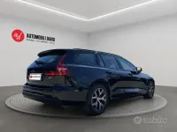Usata Volvo V60 197 CV (144 kW) 2023 Nero Station wagon