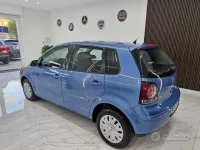 Usata VW Polo 64 CV (47 kW) 2006 Blu Utilitaria