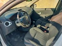 Brugt Renault Clio II 75 HK (55 kW) 2011
