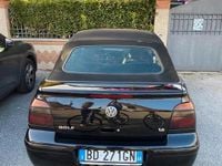 Usata VW Golf 101 CV (74 kW) 2019 Nero Cabrio