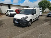 Usata Fiat Doblò 95 CV (69 kW) 2021 Bianco Monovolume