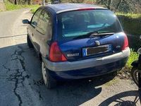 Usata Renault Clio II 58 CV (42 kW) 2000 Blu Utilitaria