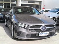 Usata Mercedes A180 Business 116 CV (85 kW) 2021 Grigio Berlina