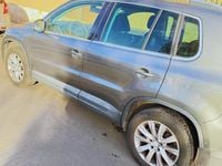 Usata VW Tiguan 140 CV (102 kW) 2011 Grigio SUV