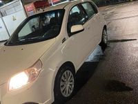 Usata Chevrolet Aveo 84 CV (61 kW) 2010 Bianco Berlina