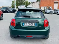 Usata Mini ONE 75 CV (55 kW) 2015 Verde Utilitaria