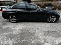 Usata BMW 316 Luxury Line 116 CV (85 kW) 2012 Nero Berlina