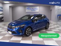 Usata Renault Clio V Techno 91 CV (66 kW) 2025 Bluazzurro Berlina