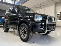Usata Suzuki Jimny 80 CV (58 kW) 2002 Grigio SUV