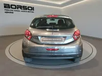 Usado Peugeot 208 Allure 82 CV (60 kW) 2018 Gris Utilitario