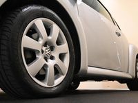 Usata VW New Beetle 100 CV (73 kW) 2005 Grigio Utilitaria