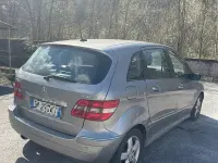 Usata Mercedes B200 140 CV (102 kW) 2008 Grigio Monovolume