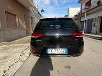 Usata VW Golf VII Highline 110 CV (80 kW) 2017 Berlina