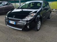 Usata Renault Clio II Luxe 101 CV (74 kW) 2010 Berlina