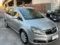 Usata Opel Zafira Cosmo 120 CV (88 kW) 2006 Grigio Monovolume