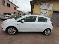 Usata Opel Corsa Cosmo 90 CV (66 kW) 2009 Utilitaria