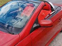 Usata Opel Tigra 90 CV (66 kW) 2004 Rosso Cabrio