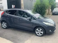 Usata Ford Fiesta 60 CV (44 kW) 2011 Grigio Berlina