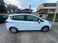 Usata Ford B-MAX Titanium 87 CV (63 kW) 2017 Bianco Monovolume