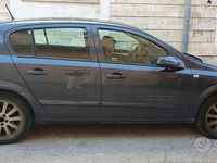 Usata Opel Astra 2007 Grigio Berlina