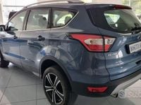 Usata Ford Kuga 150 CV (110 kW) 2018 Blu SUV