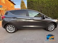 Usata Ford Fiesta Titanium 86 CV (63 kW) 2019 Grigio Utilitaria