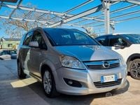 Usata Opel Zafira Tourer 130 CV (95 kW) 2011 Grigio Monovolume